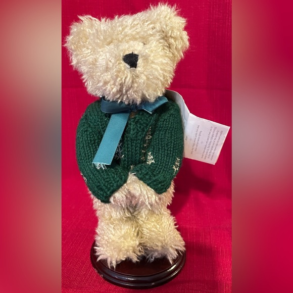Boyds Bears Other - Boyd’s Bears 1985-00, Chuck Woodbeary from TJ’s Best Dressed Collection. 10”